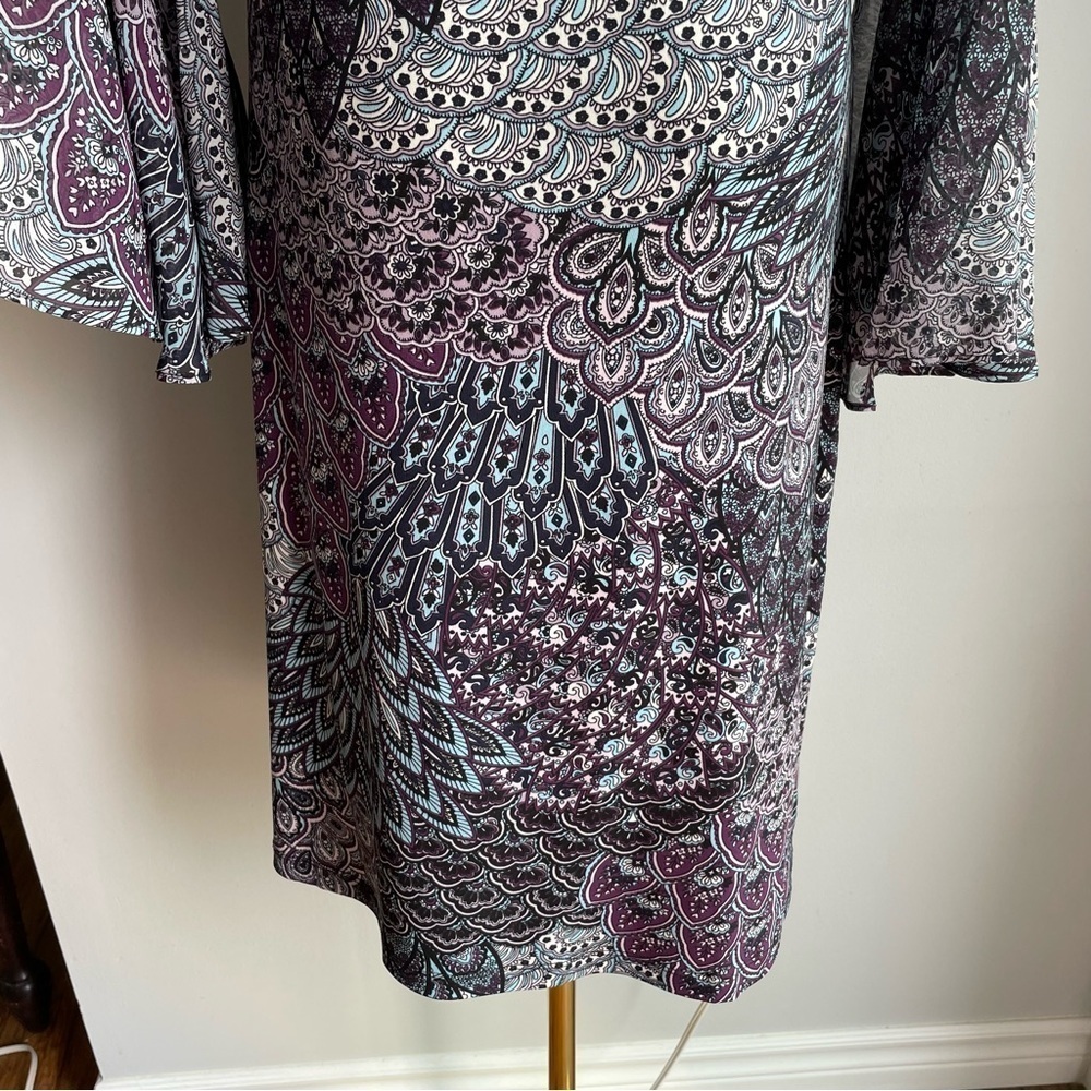 Cleo Paisley Bell Sleeve Dress Sz XS Feminine Peacock Below Knee Pretty Classy - Picture 11 of 15